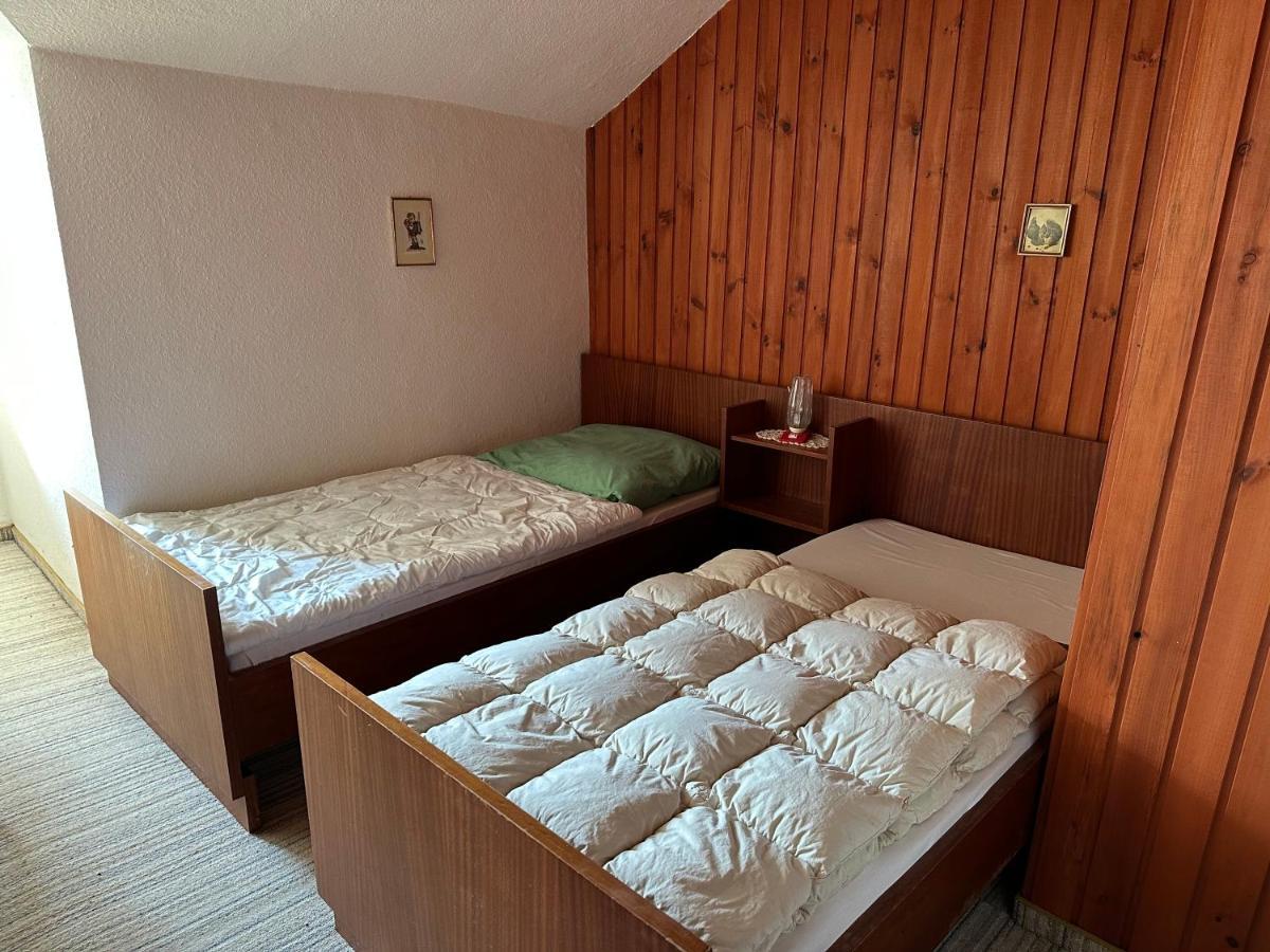 Gaestehaus Gut Frauendorf Windorf  Ngoại thất bức ảnh