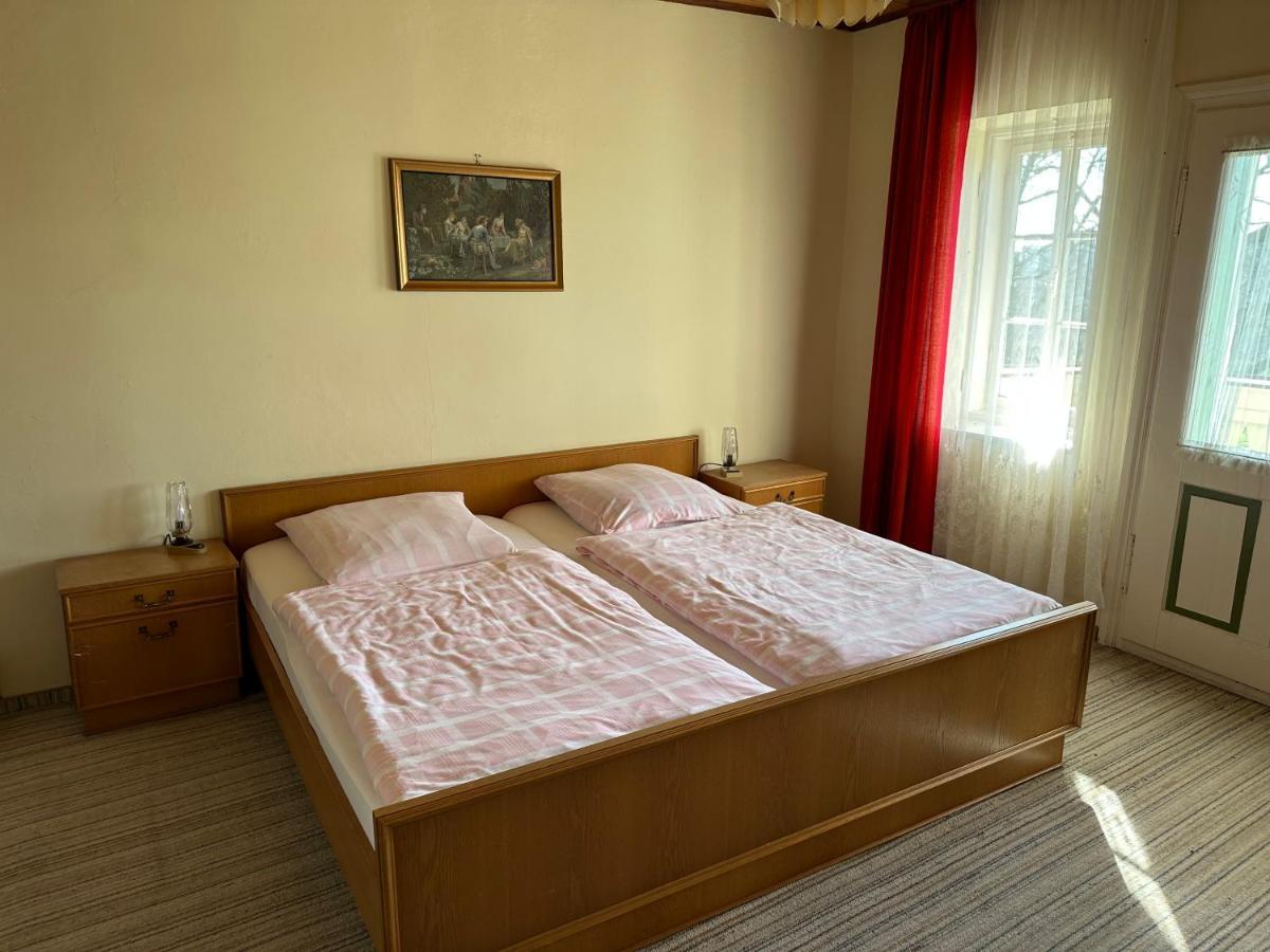 Gaestehaus Gut Frauendorf Windorf  Ngoại thất bức ảnh